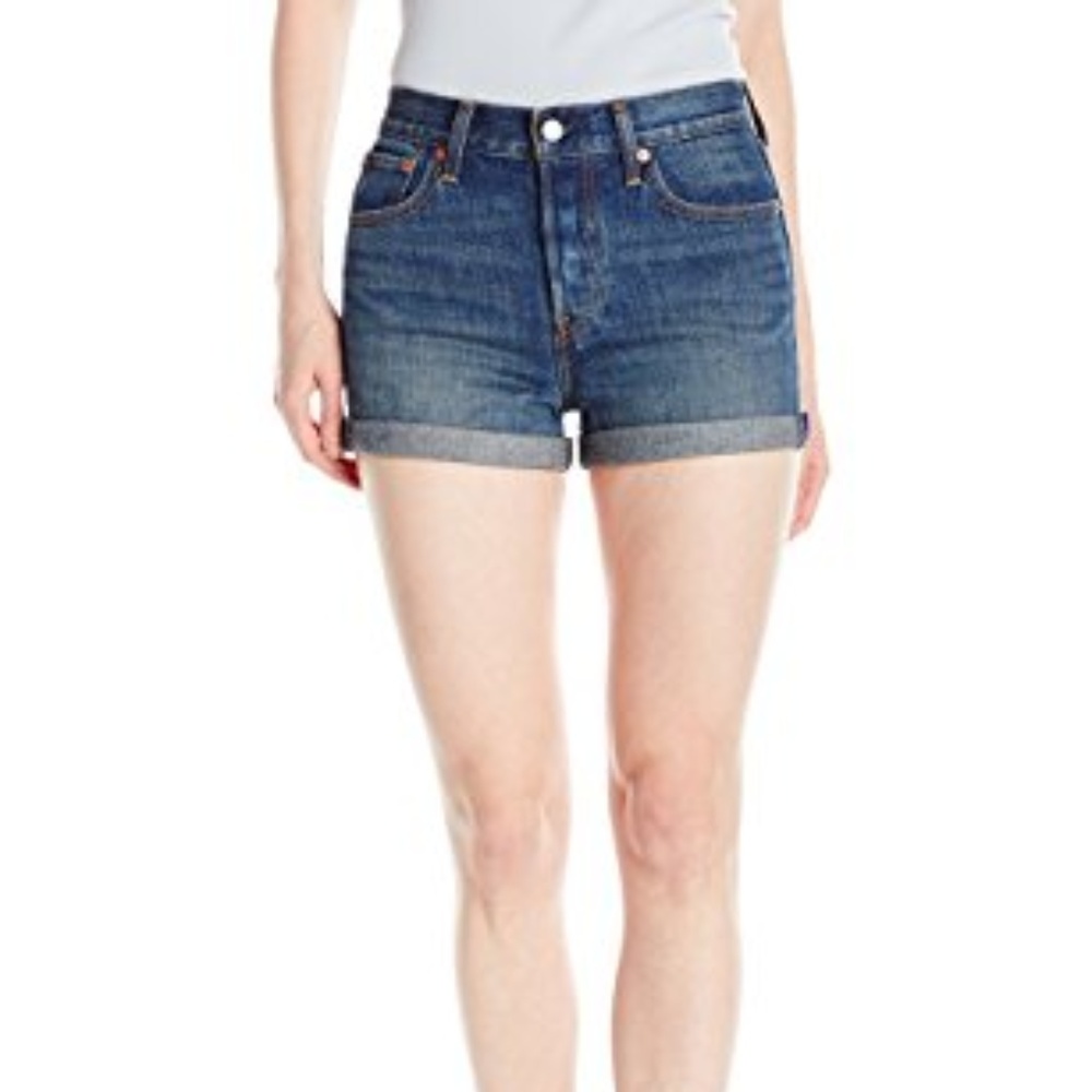 Levi's High Rise Wedgie Shorts